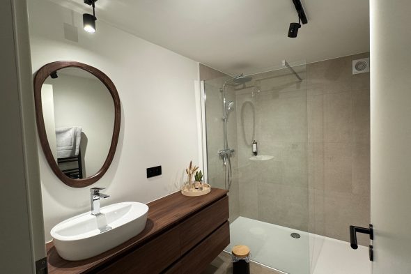 Badezimmer im Chalet im Nature Lake Village in Wirtzfeld, Nähe Bütgenbacher See